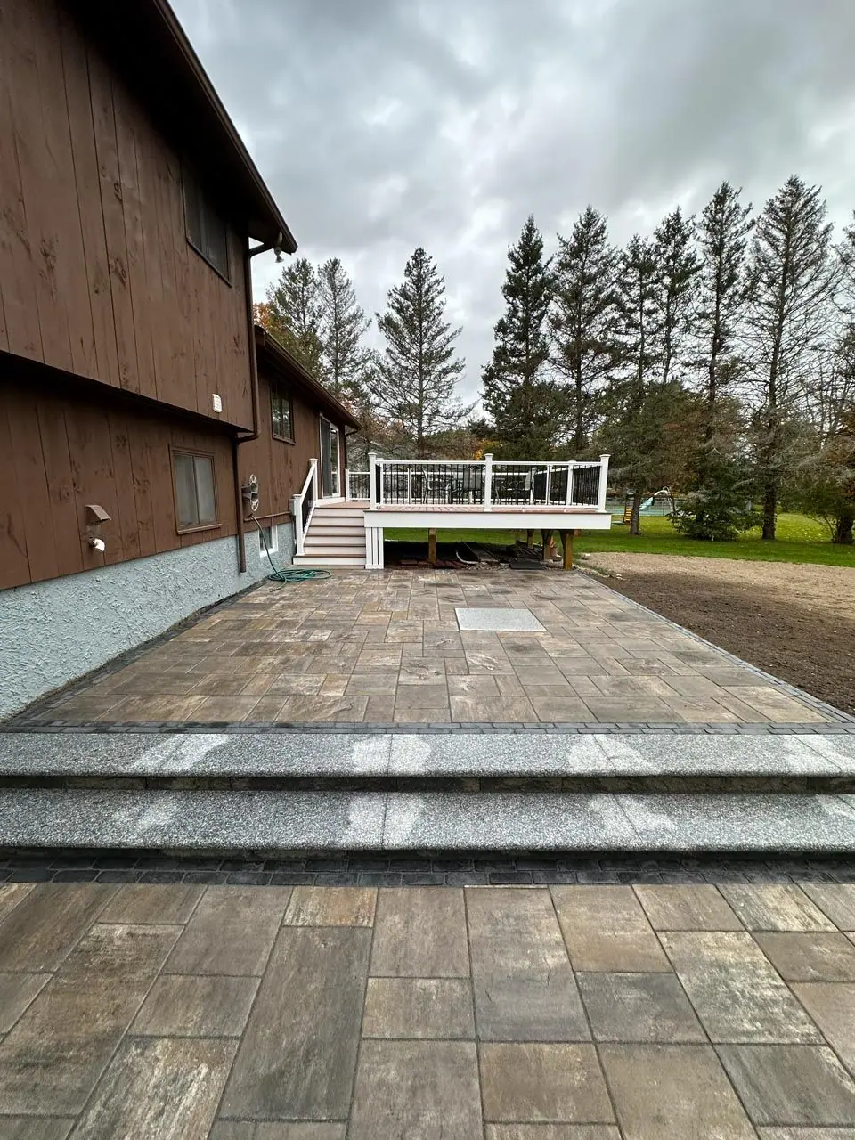 Outdoor landscaping and construction project in the Contrast Landscape project gallery