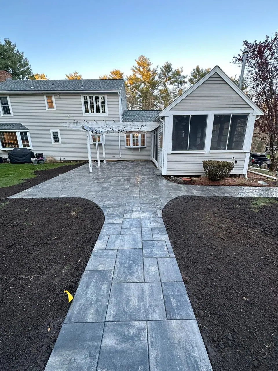 Outdoor landscaping and construction project in the Contrast Landscape project gallery
