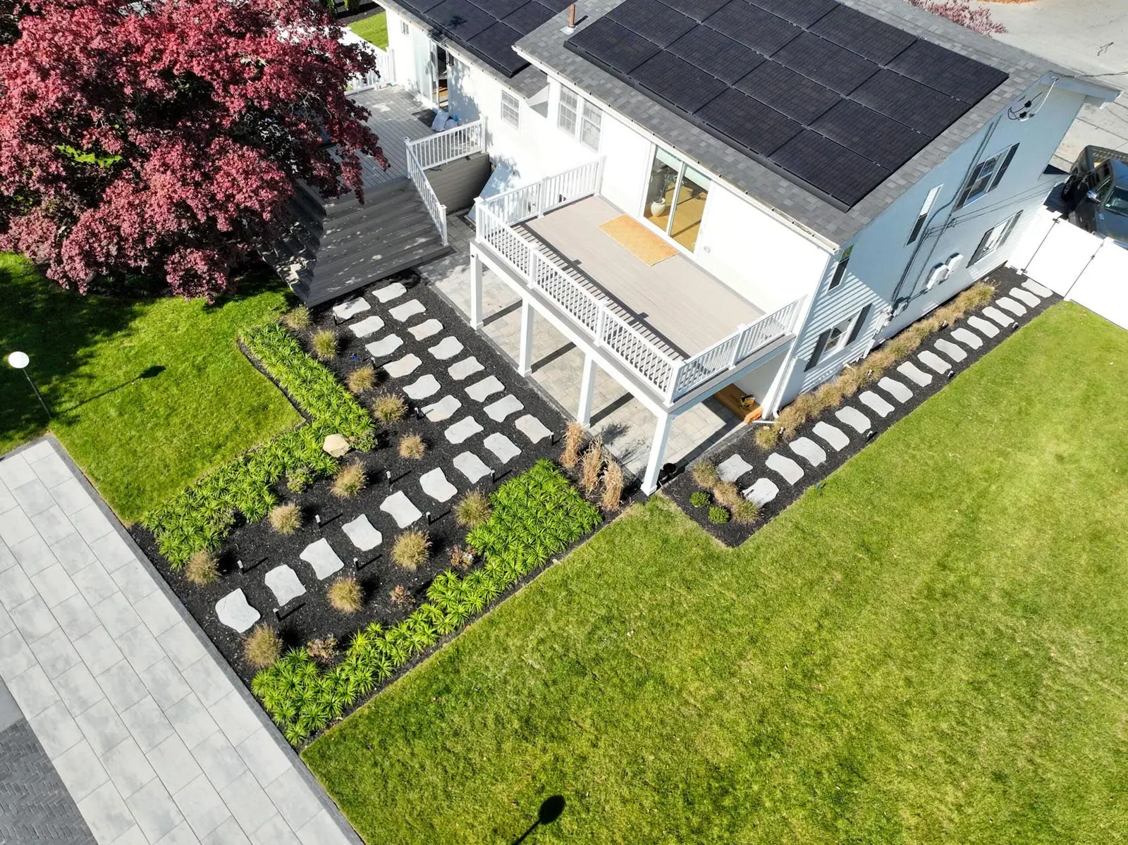 Outdoor landscaping and construction project in the Contrast Landscape project gallery